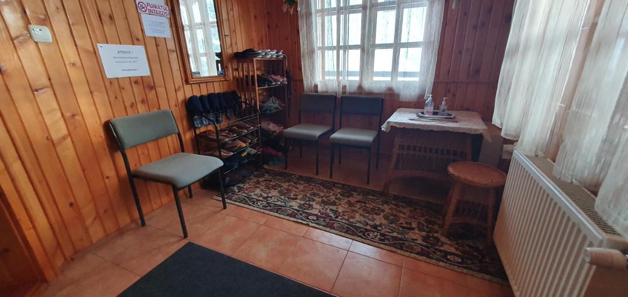Casa De Vacanta Silvia Менестіря-Хуморулуй Екстер'єр фото