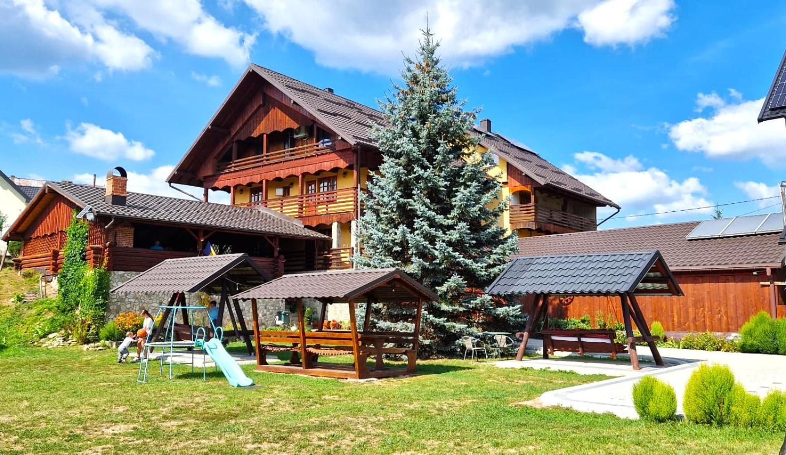 Casa De Vacanta Silvia Менестіря-Хуморулуй Екстер'єр фото