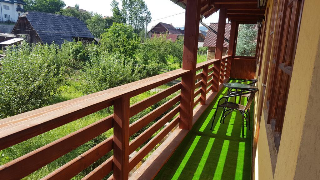 Casa De Vacanta Silvia Менестіря-Хуморулуй Екстер'єр фото