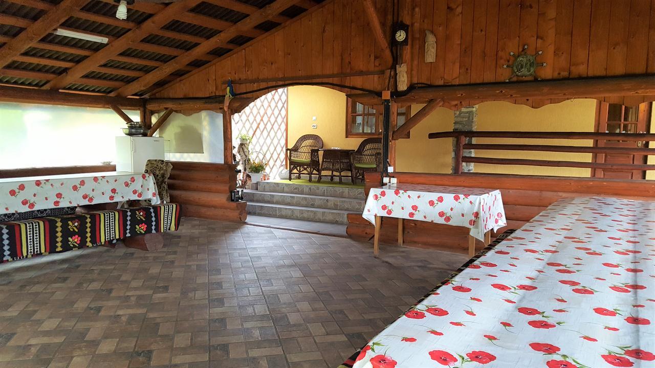 Casa De Vacanta Silvia Менестіря-Хуморулуй Екстер'єр фото