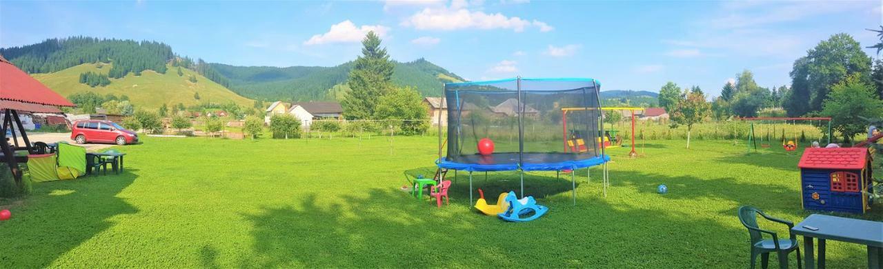 Casa De Vacanta Silvia Менестіря-Хуморулуй Екстер'єр фото